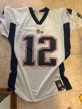 Patriots White & Navy #12 Tom Brady Football Jersey - Men's Medium